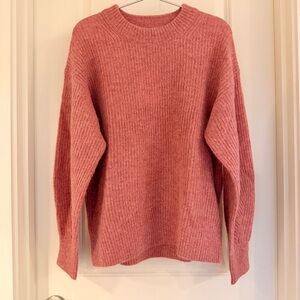 Everlane The Cocoon Crew in Heather Ash Rose Alpaca Sweater size Medium